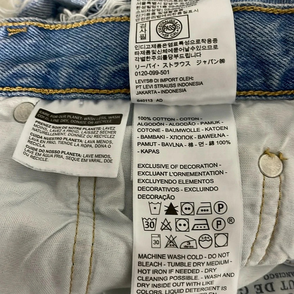 Levi’s Women’s 501 Jean Shorts Denim Ripped Button Fly Size W28 Faded Blue - Picture 10 of 13